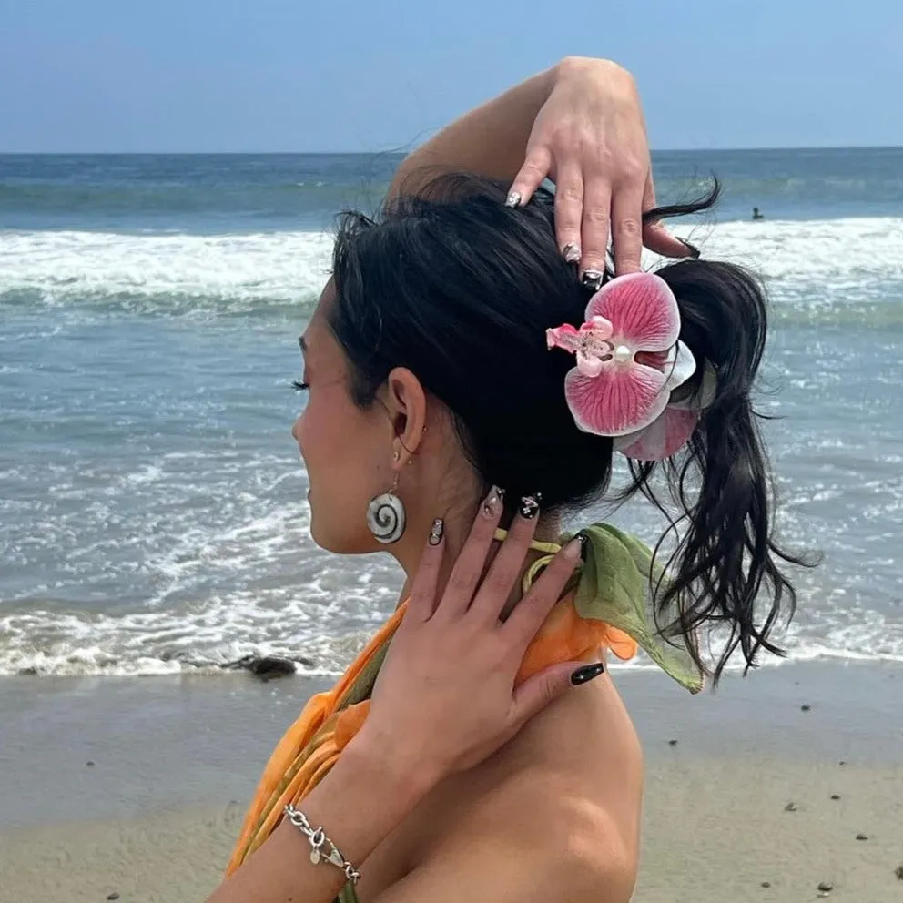 Orchid Claw Clip in Petal Pink sold by Gemini Jewels product image thumbnail 2
