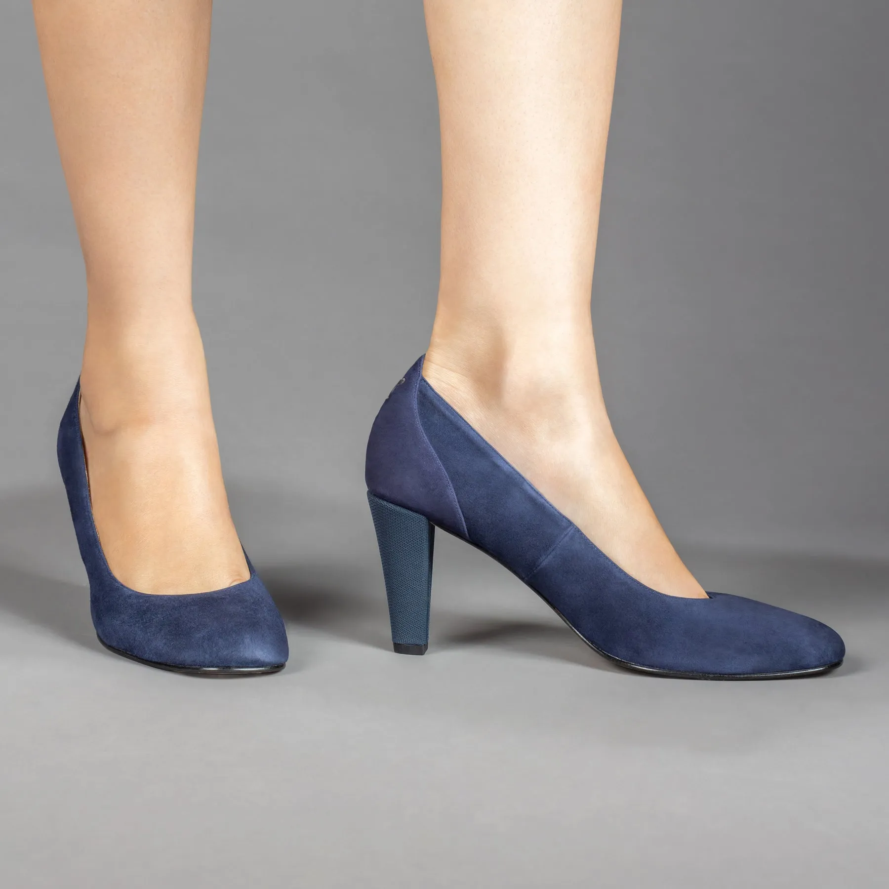 Emma sold by Antonia Saint product image thumbnail 5