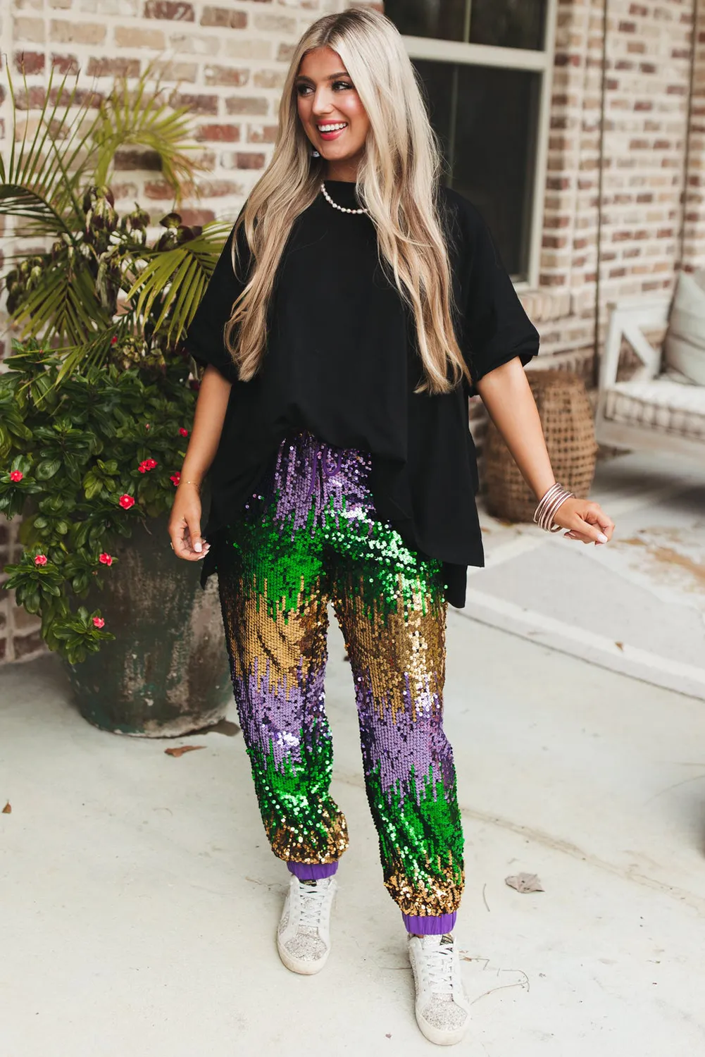 Black Loose Half Sleeve Hi Low Hem T Shirt sold by Beagle Boutique product image thumbnail 5