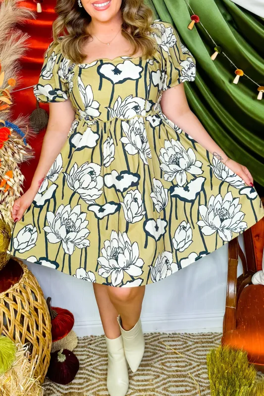 Green Plus Size Floral Print Shirred Square Neck Puff Sleeve Dress sold by Beagle Boutique