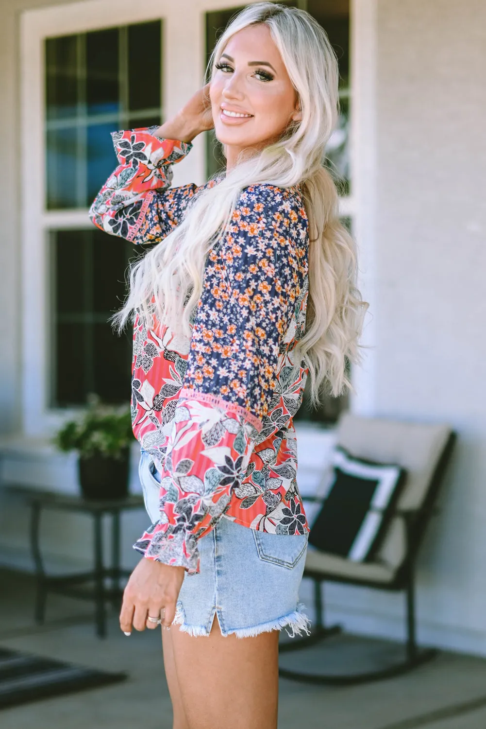 Multicolor Mix Floral Balloon Sleeve Ruffled Cuff Blouse sold by Beagle Boutique product image thumbnail 3
