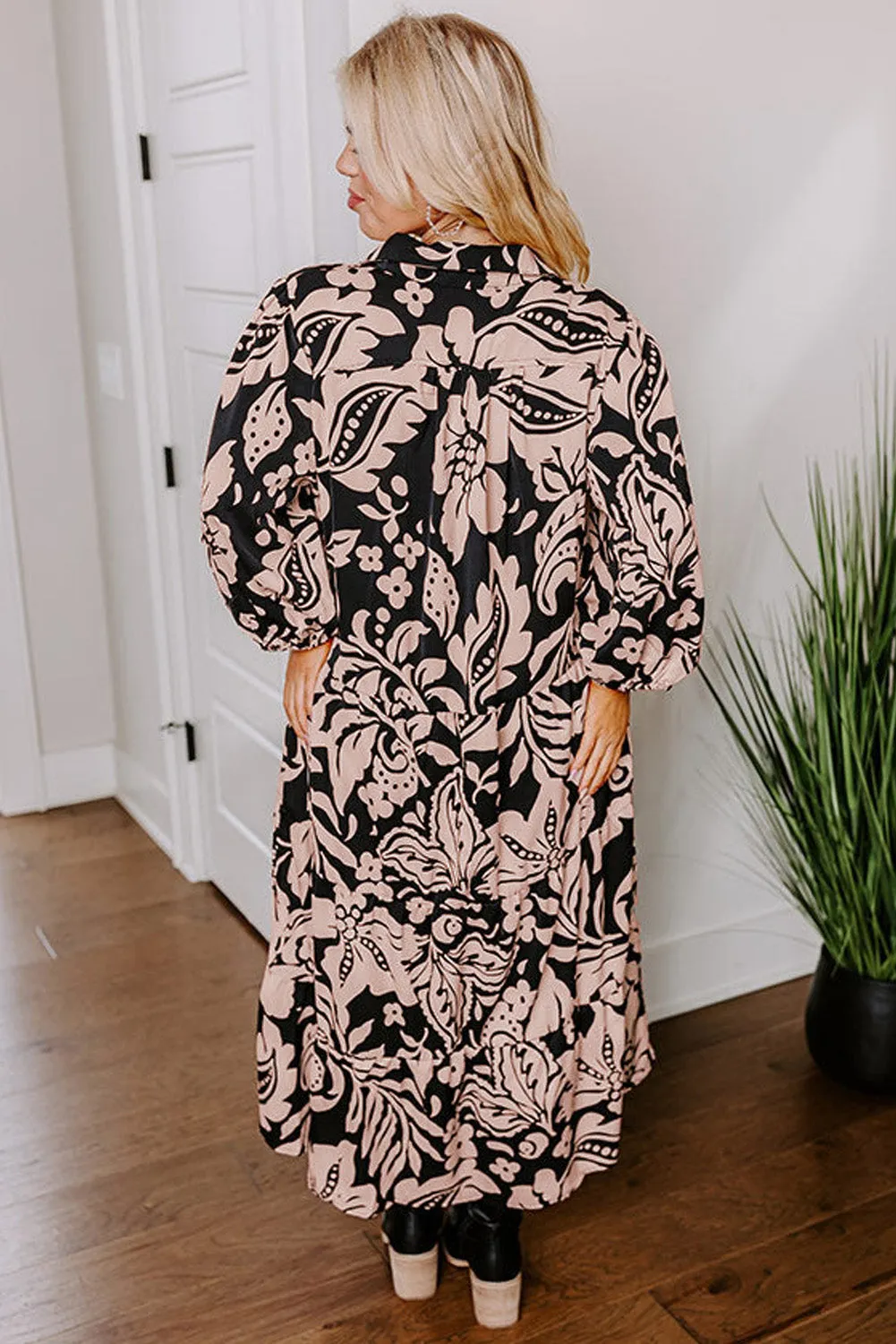 Black Plus Size Floral Printed Puff Sleeve Collared Maxi Dress sold by Beagle Boutique product image thumbnail 2