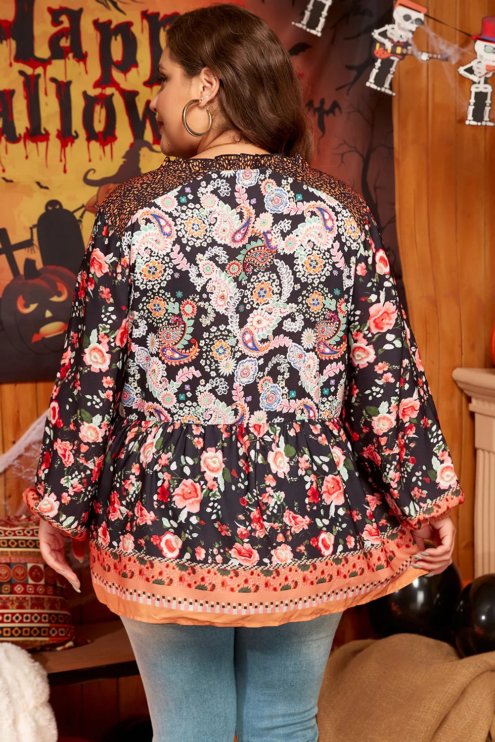 Black Plus Size Paisley Floral Print V Neck Bubble Sleeve Blouse sold by Beagle Boutique product image thumbnail 2