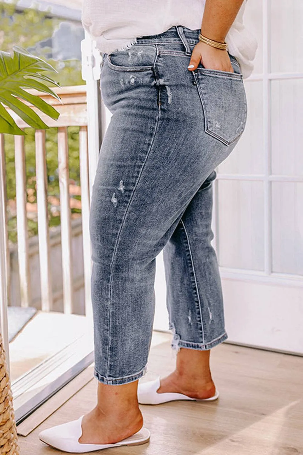 Medium Grey Plus Size Button Fly High Waist Ripped Straight Leg Jeans sold by Beagle Boutique product image thumbnail 4