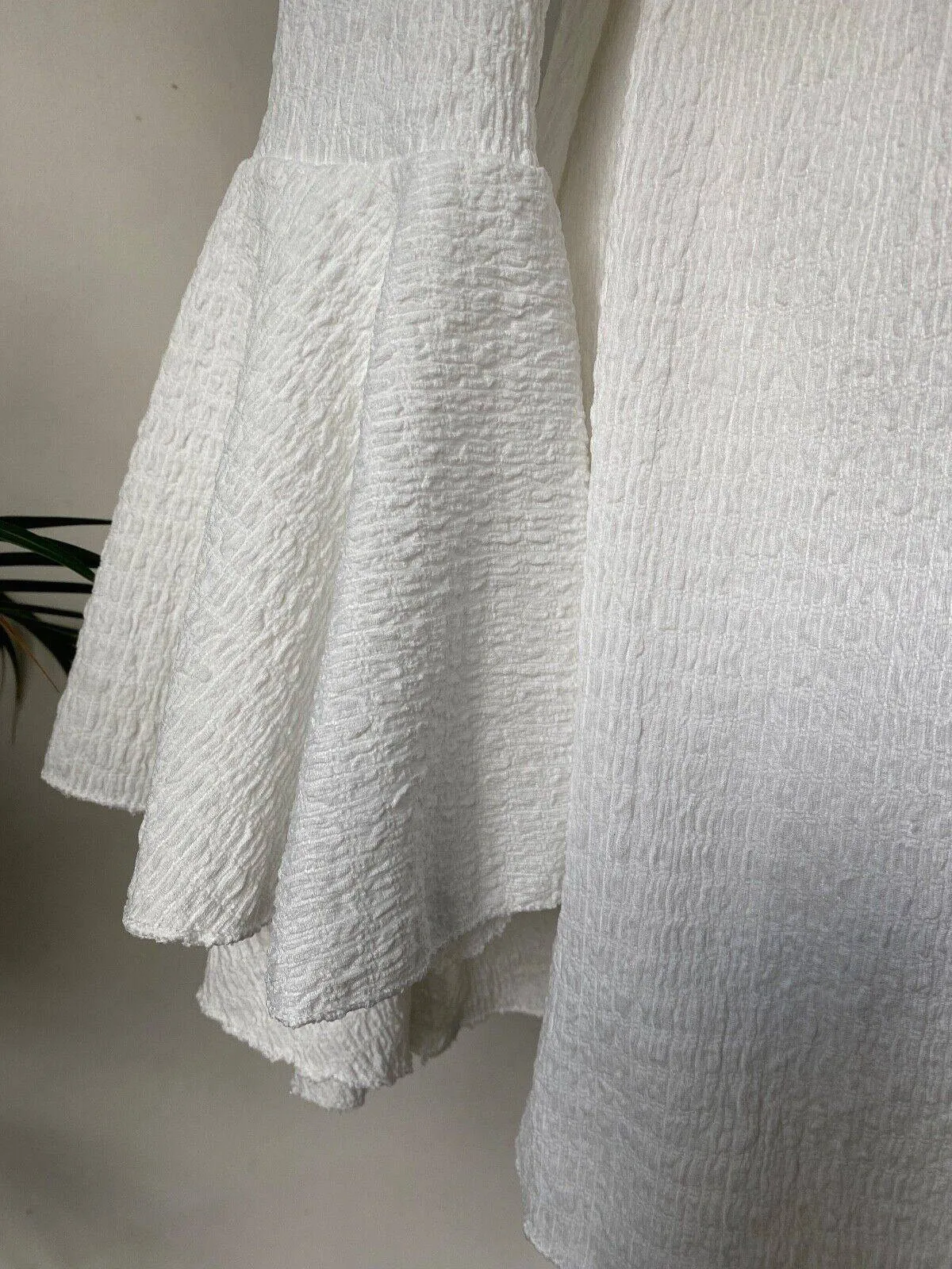 I Saw It first White Plunge Neck Skater Dress Size 6 Oversized sold by Beagle Boutique product image thumbnail 2