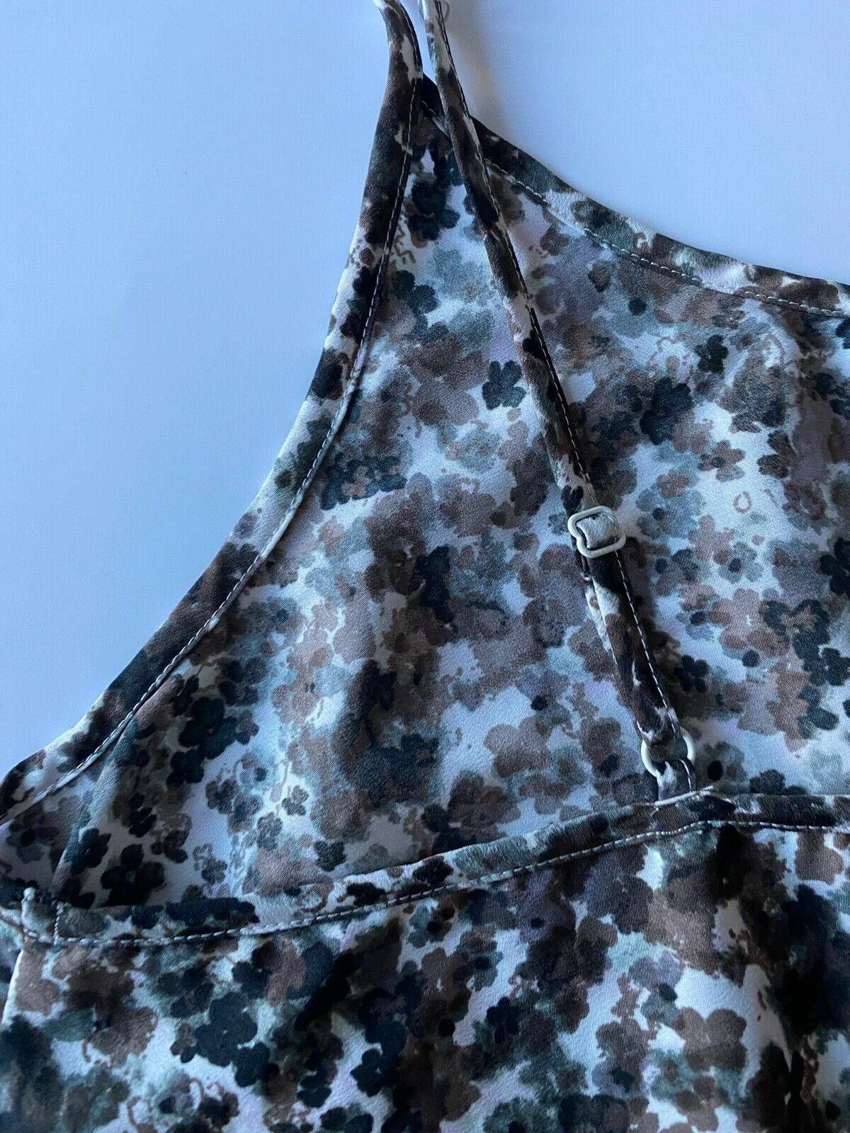 Ex High St Cami Size 14 Brown Floral Adjustable Straps sold by Beagle Boutique product image thumbnail 3