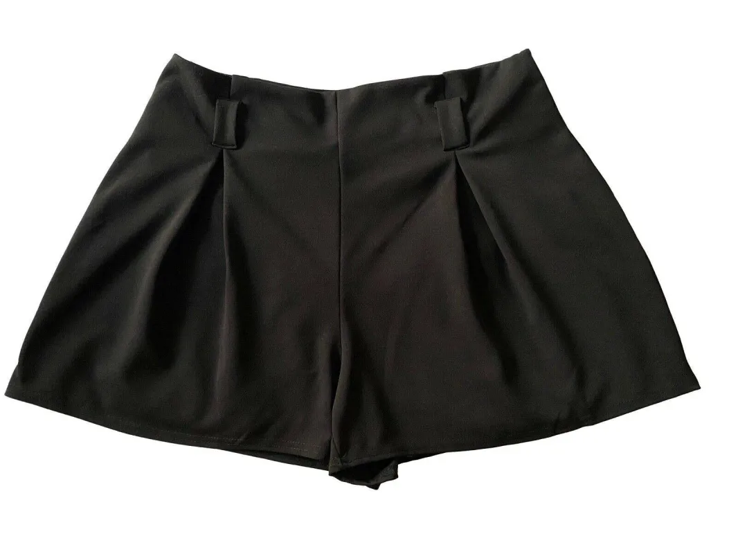 New Look Black Tailored Paperbag Shorts W34 Size 14, W36 Size 16 UK sold by Beagle Boutique