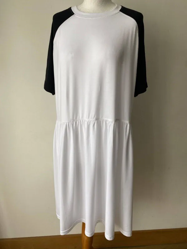 Missguided Plus Full Skirt Contrast Dress Size 20 White and Black Sleeves sold by Beagle Boutique
