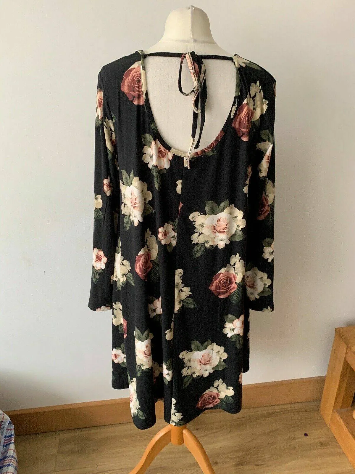 Floral Long Sleeve Swing Dress Pit to Pit 21.5" sold by Beagle Boutique product image thumbnail 5