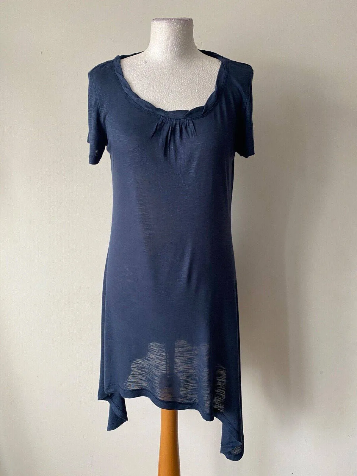 FatFace Cap Sleeve Hanky Hem Jersey Top Sizes 8, 12, 16, 18 sold by Beagle Boutique