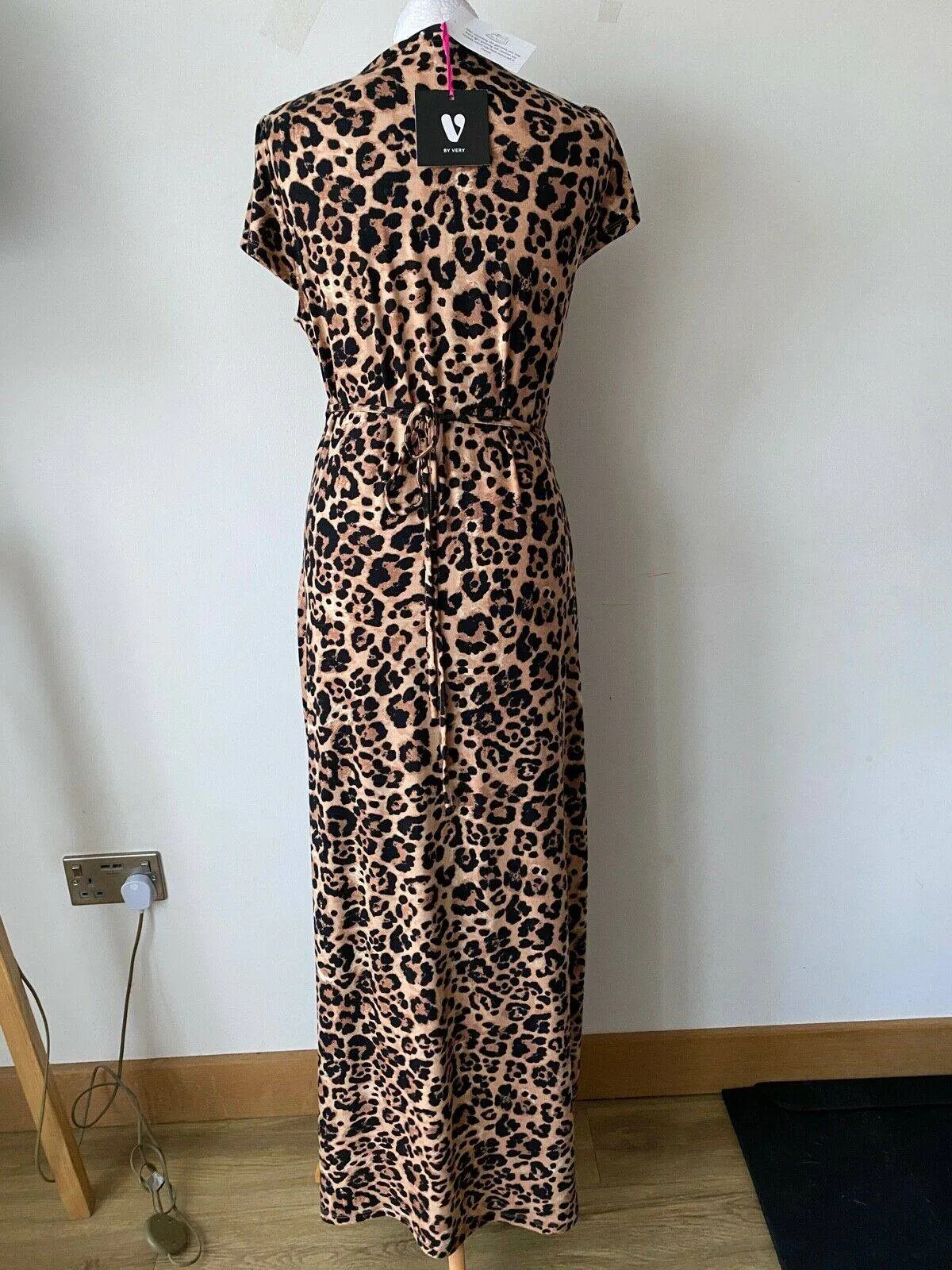 Very Animal Print Maxi Wrap Dress Size 12 sold by Beagle Boutique product image thumbnail 2