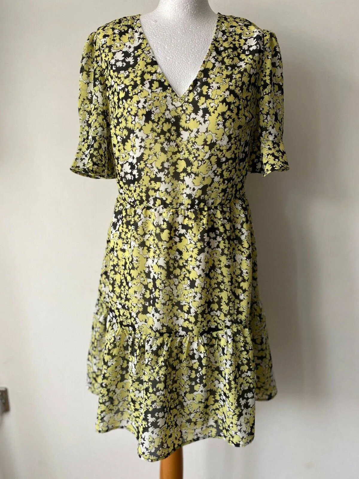 Very Yellow Floral Chiffon Lined Dress Size 12 sold by Beagle Boutique