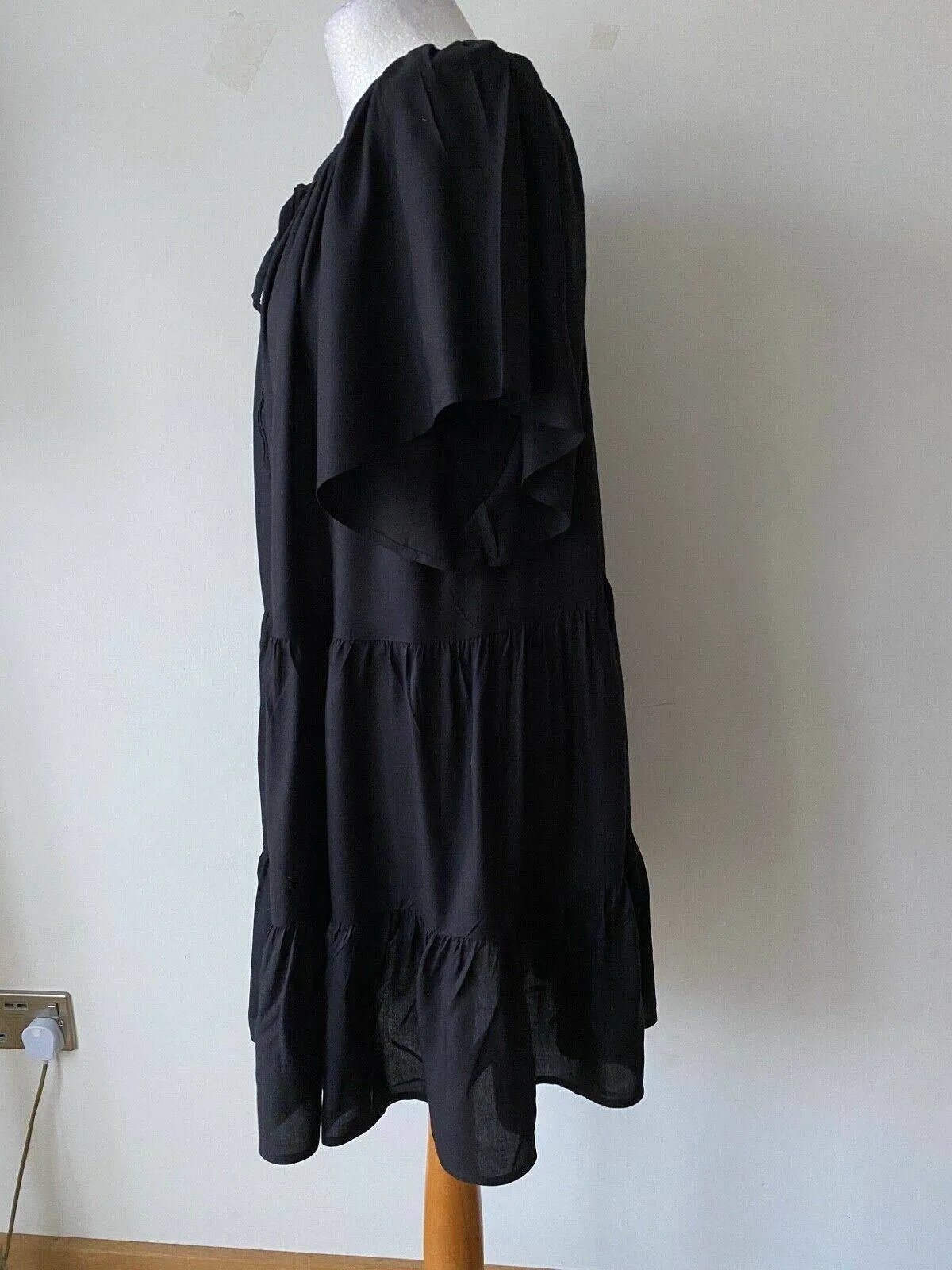 VERY Black Smock Tiered Dress Size 10 sold by Beagle Boutique product image thumbnail 3