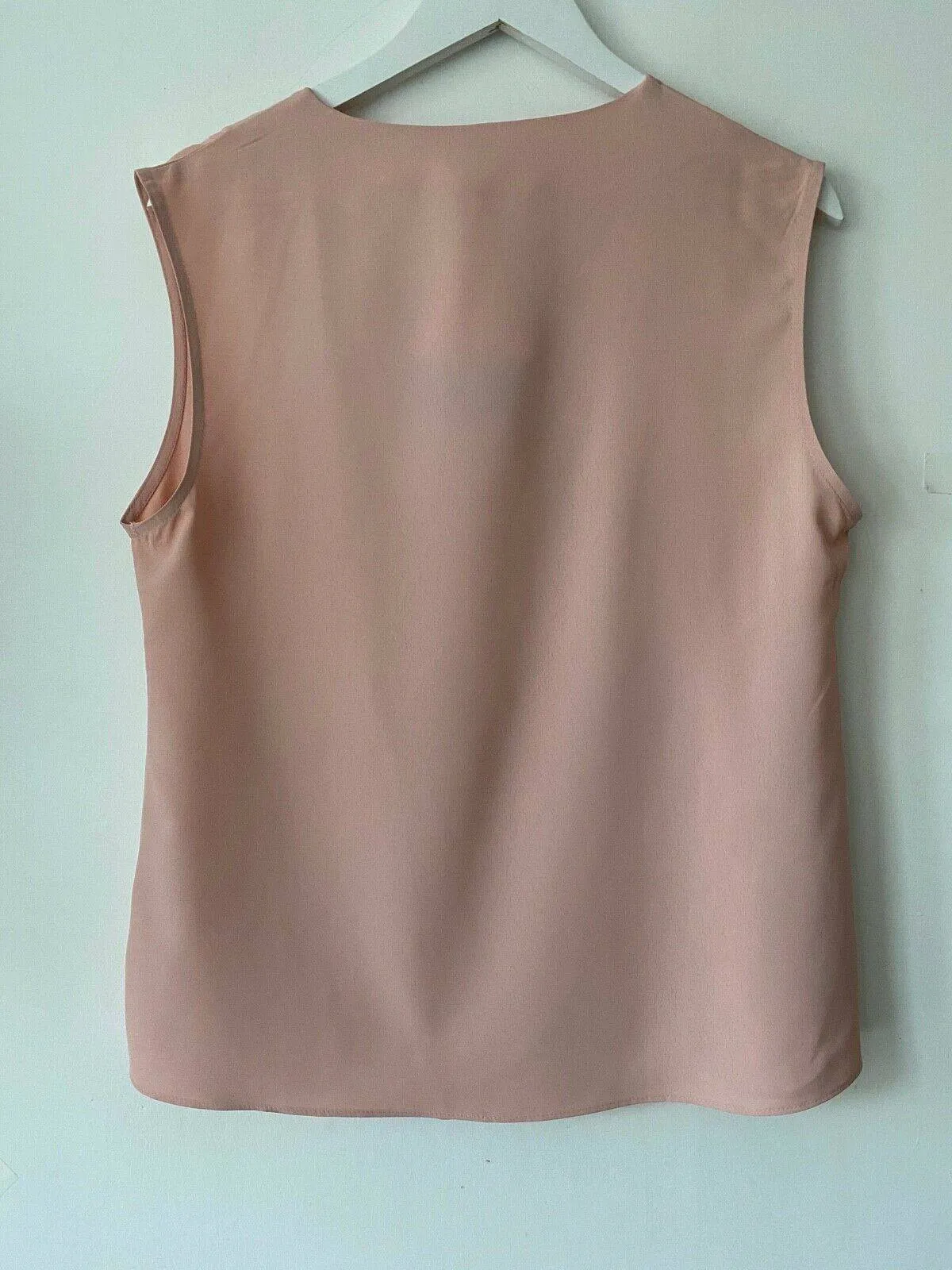 Very Blush Pink V-Neck Sleeveless Blouse Size 12 sold by Beagle Boutique product image thumbnail 2