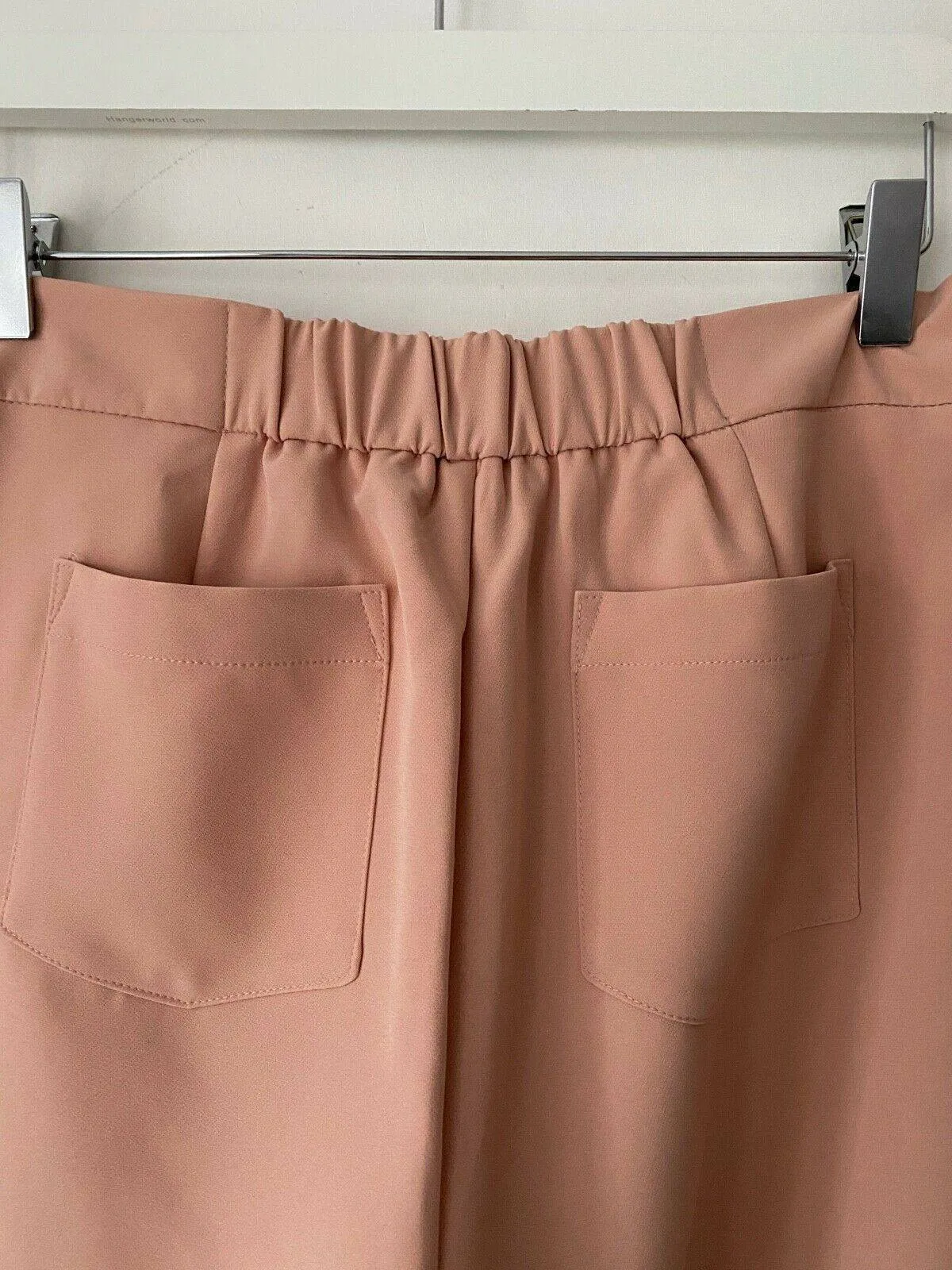 VERY Blush Pink Crop Trousers Size 10 sold by Beagle Boutique product image thumbnail 4