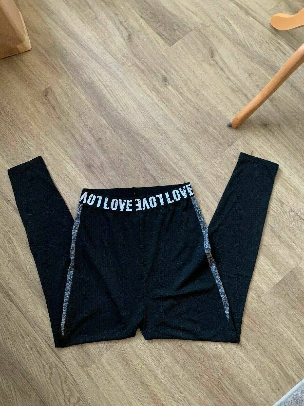 ROMWE Colour Block Letter Print Waistband Leggings Size S 8 sold by Beagle Boutique product image thumbnail 2