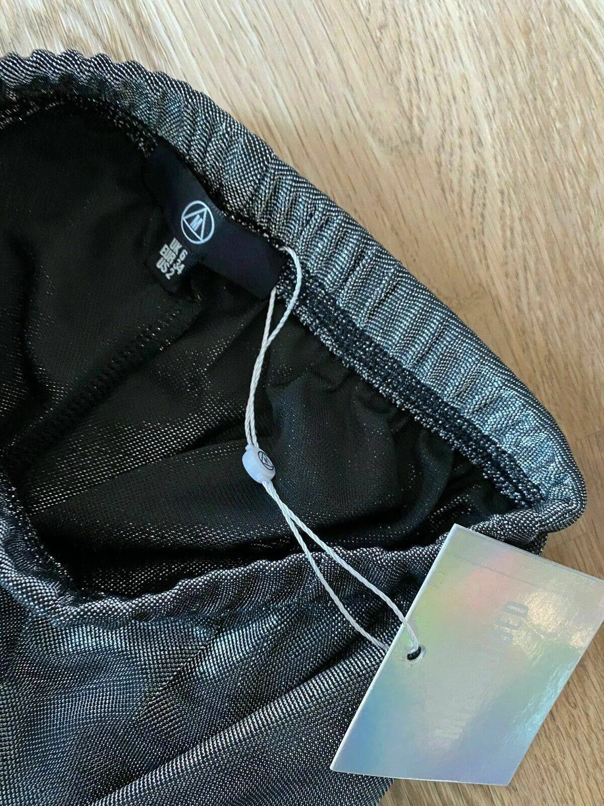 Missguided Metallic skinny Trouser Silver Sheer Size 6 sold by Beagle Boutique product image thumbnail 5