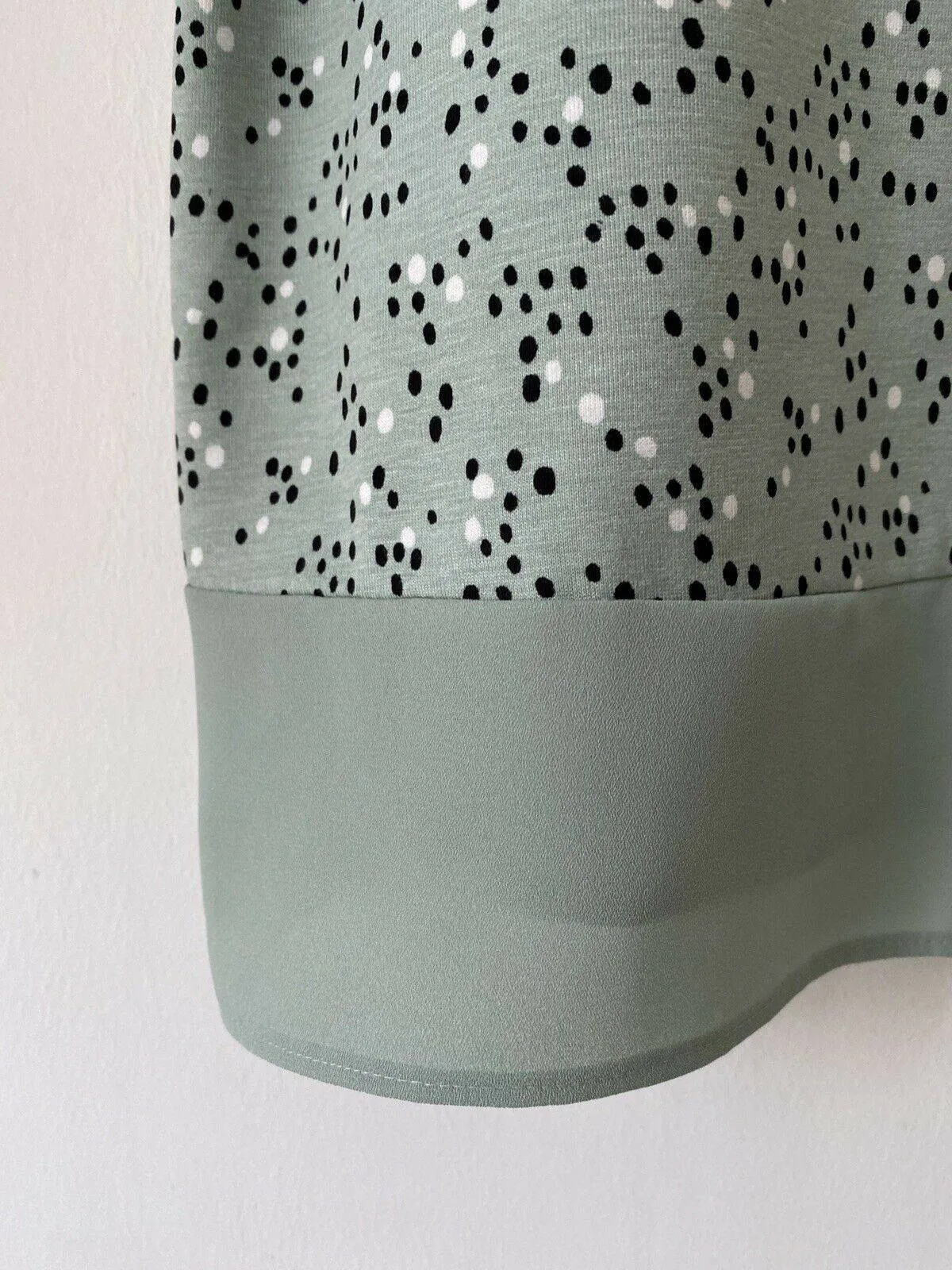 Matalan light Green spot T-Shirt Sizes 8, 10, 12, 14 UK sold by Beagle Boutique product image thumbnail 2