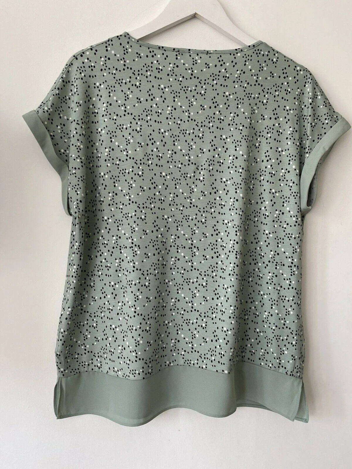 Matalan light Green spot T-Shirt Sizes 8, 10, 12, 14 UK sold by Beagle Boutique product image thumbnail 4