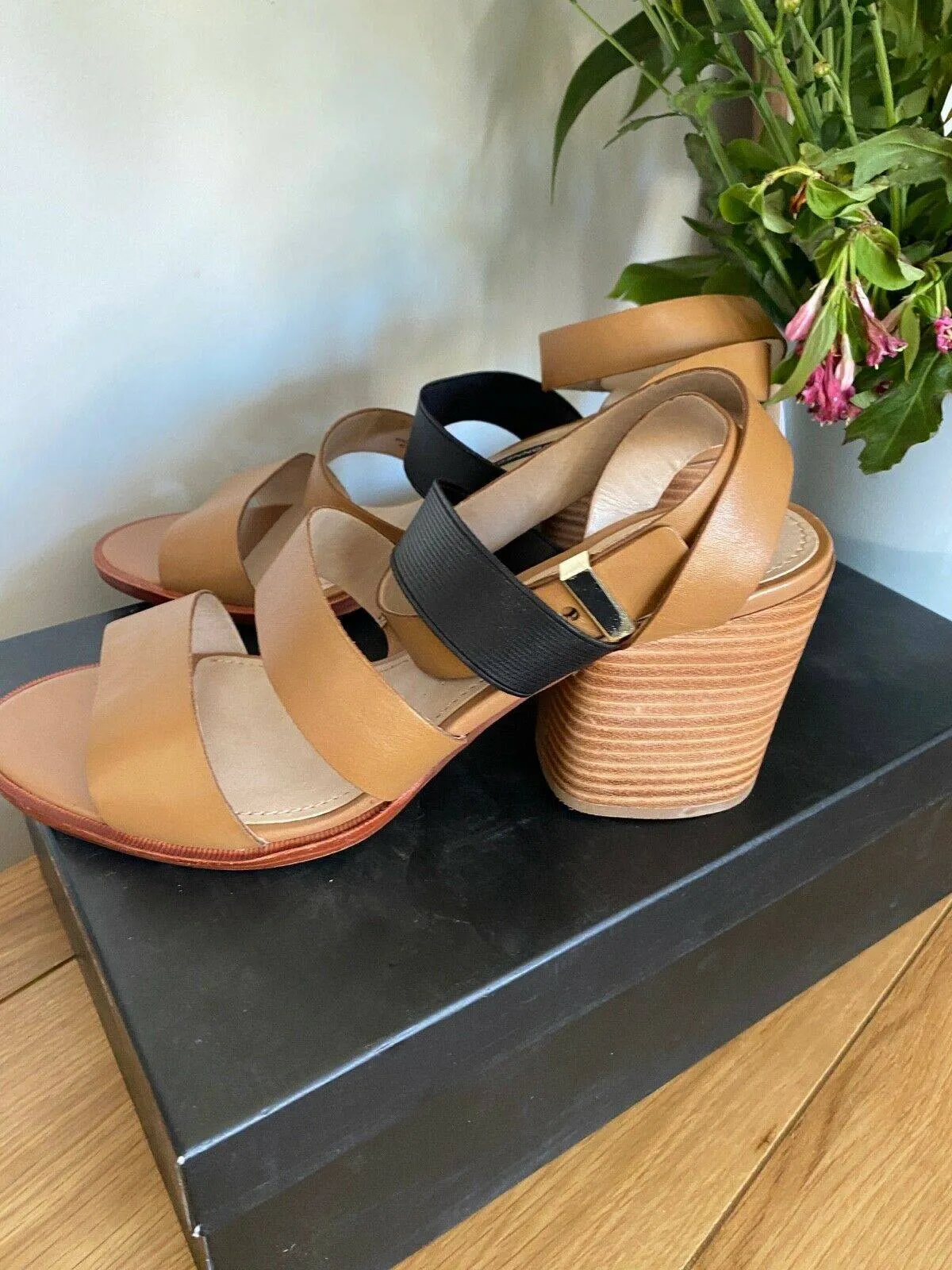 French Connection Ciara Safari Leather Block Heel Shoe Sizes 7 , 8 sold by Beagle Boutique product image thumbnail 3