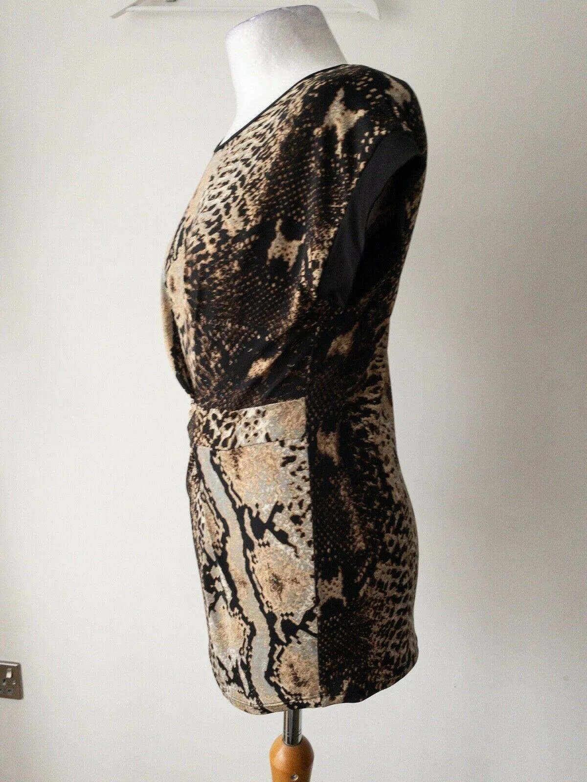 George Animal Print Top Ruched Size 10 / 12 sold by Beagle Boutique product image thumbnail 2
