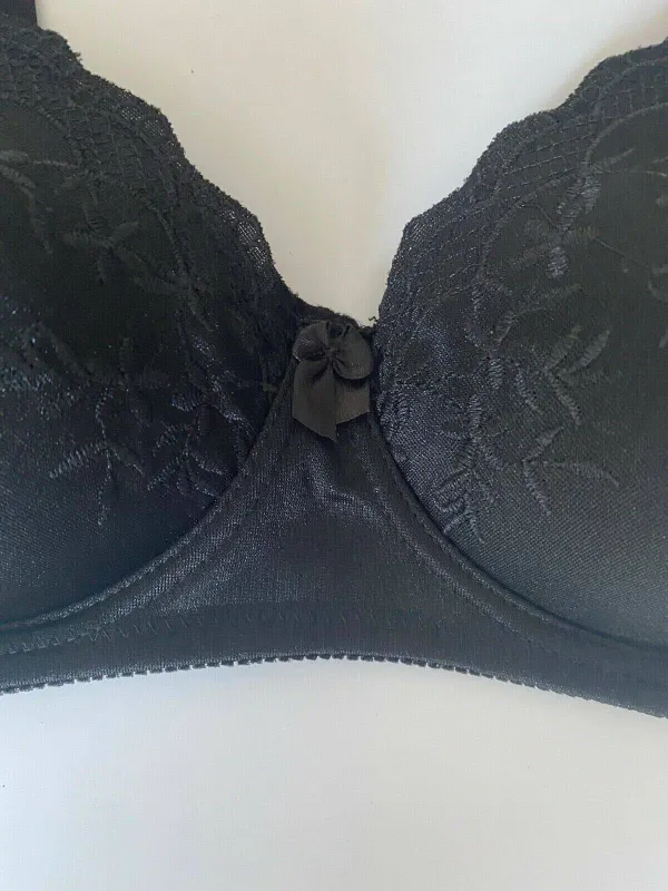 Valbonne Non-Wire Bra Size 34D Black sold by Beagle Boutique