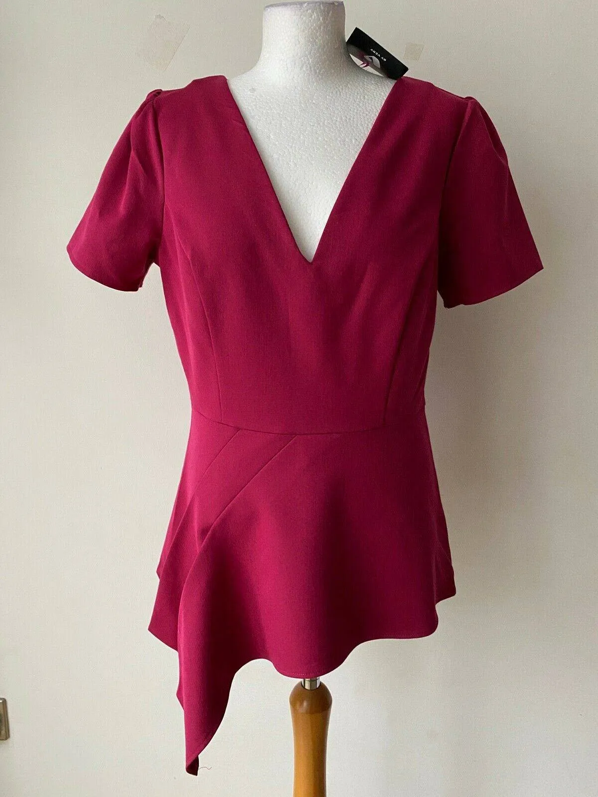 VERY Asymmetric V-Neck Top Black or Pink Sizes; 10, 12 sold by Beagle Boutique product image thumbnail 4