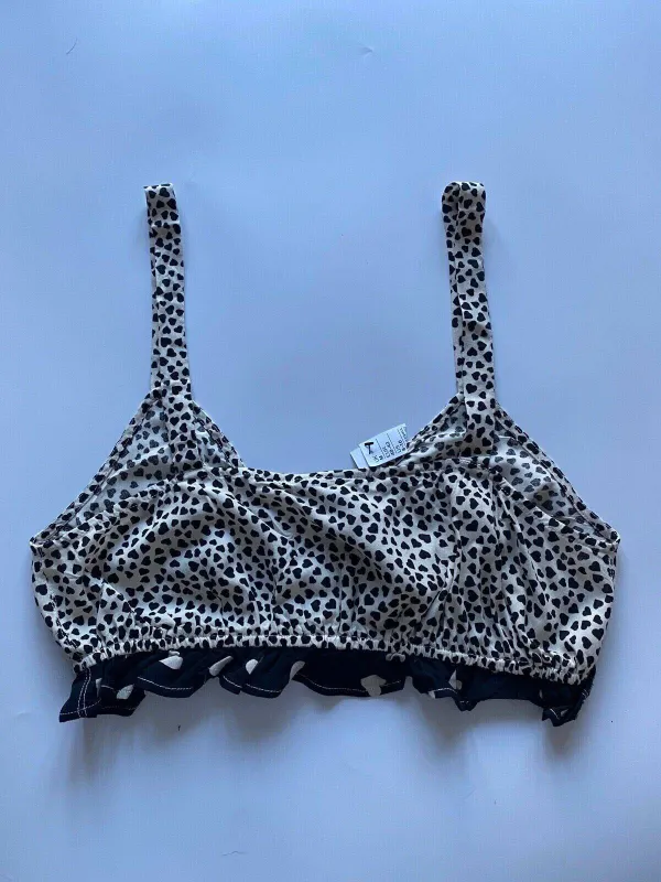 Topshop Heart Pattern Bralet Size M sold by Beagle Boutique