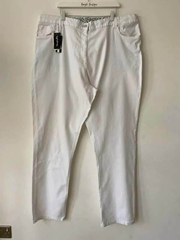 Simply Be Elle Straight White Jeans Size 26 sold by Beagle Boutique
