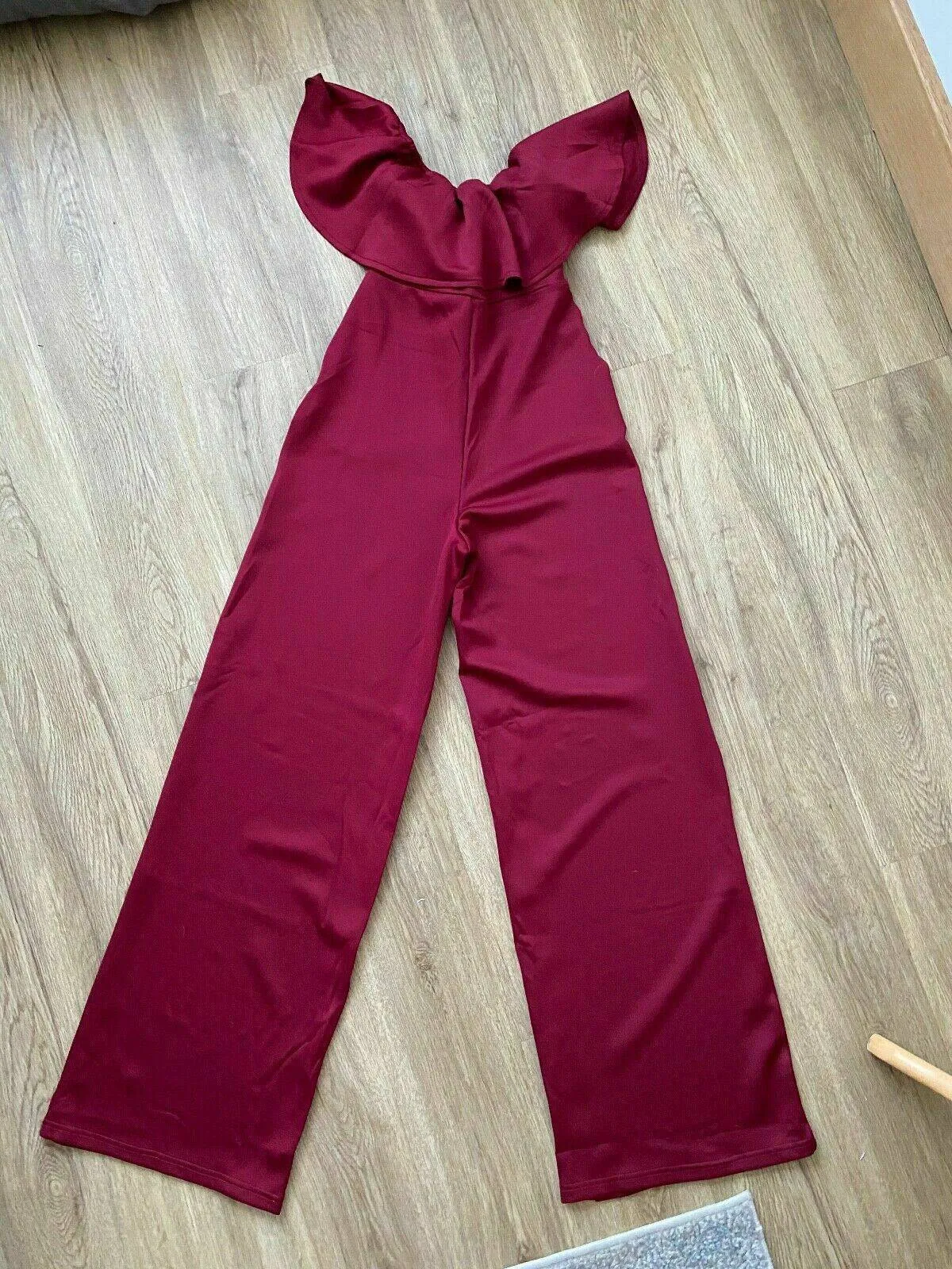 ROMWE Off the shoulder Jumpsuit Burgundy Frill Size S Wide Leg sold by Beagle Boutique product image thumbnail 3