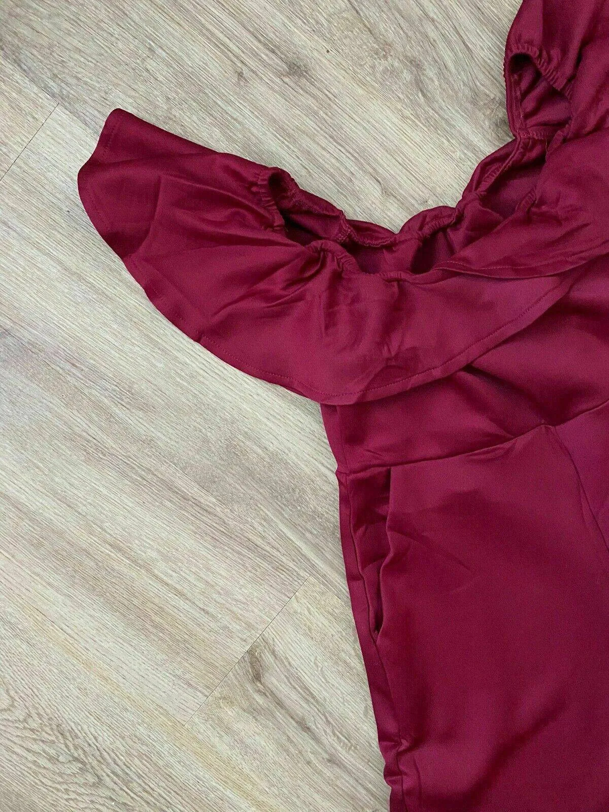 ROMWE Off the shoulder Jumpsuit Burgundy Frill Size S Wide Leg sold by Beagle Boutique product image thumbnail 2