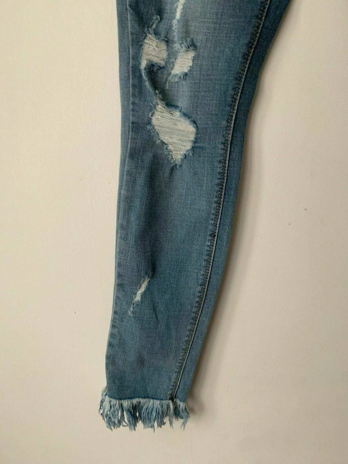 Missguided Sinner High waisted Ripped Fray Hem Skinny Blue Jeans Size 10 W28 sold by Beagle Boutique