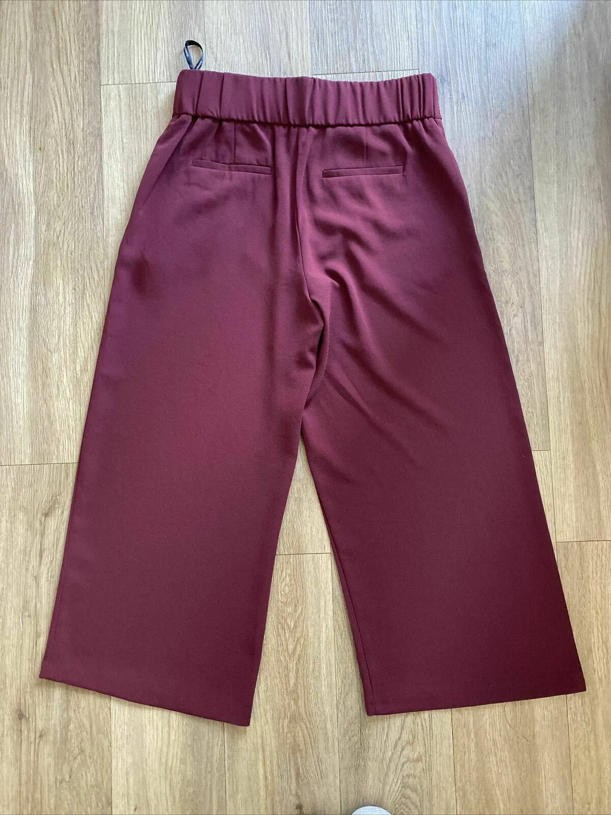 Dorothy Perkins Tailoring Crop Wide Leg Trousers Berry Red Culottes sold by Beagle Boutique product image thumbnail 3