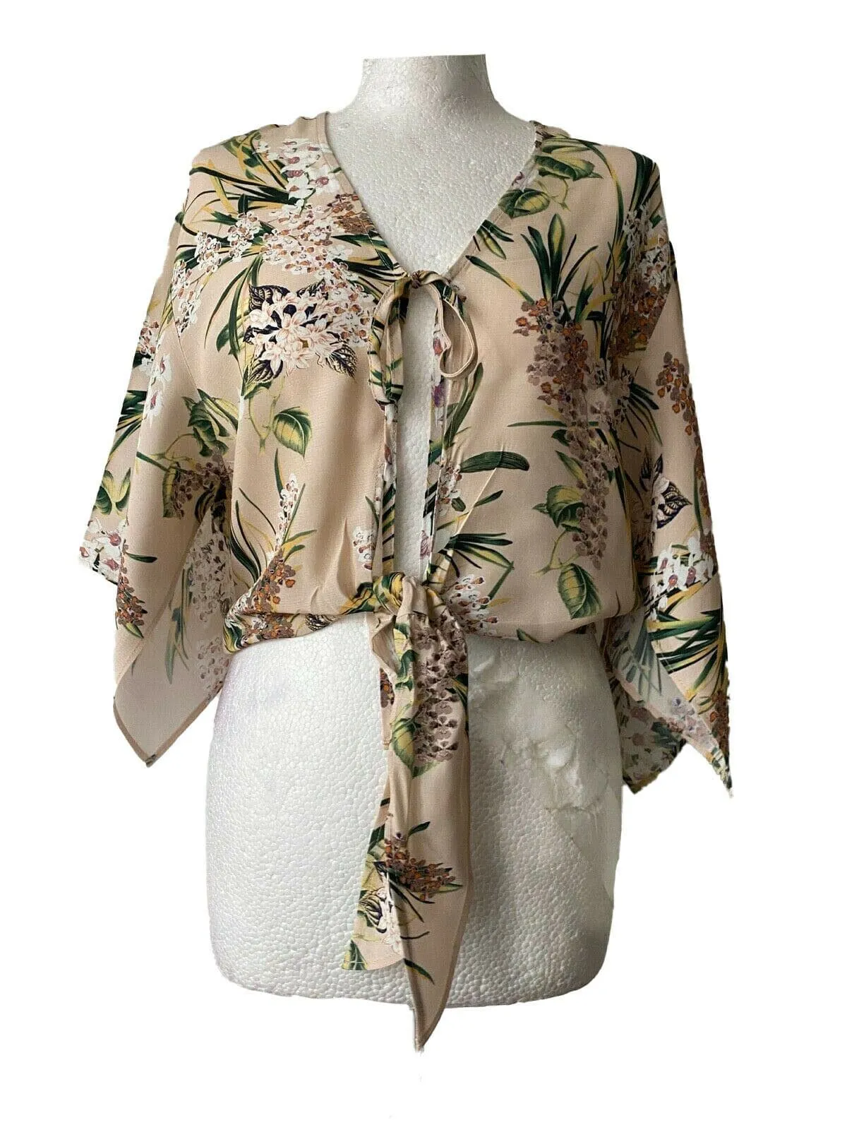 River Island Botanical Print Front Tie Top Sizes 6, 8, 12 Kimono Sleeve sold by Beagle Boutique