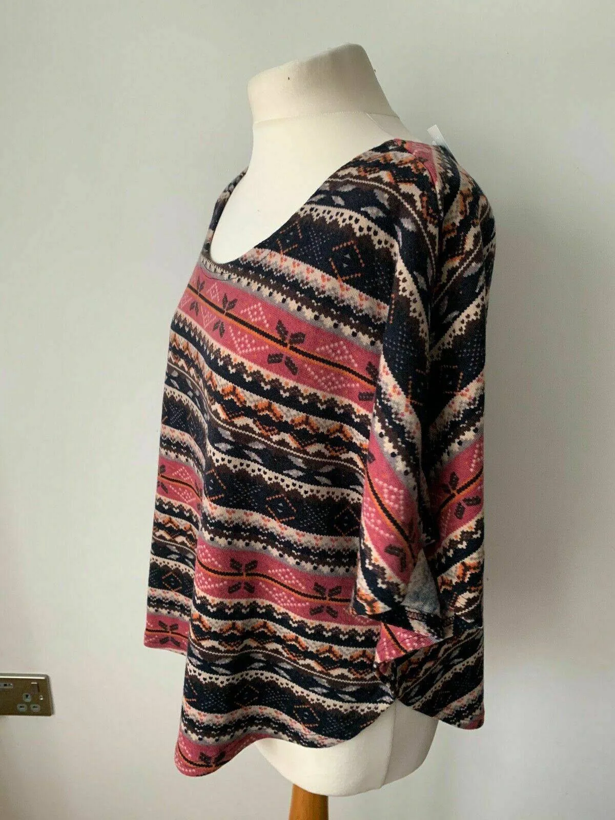 New Look Poncho Type Boxy wide knit Jumper Aztec Print Sizes S or M available sold by Beagle Boutique product image thumbnail 2
