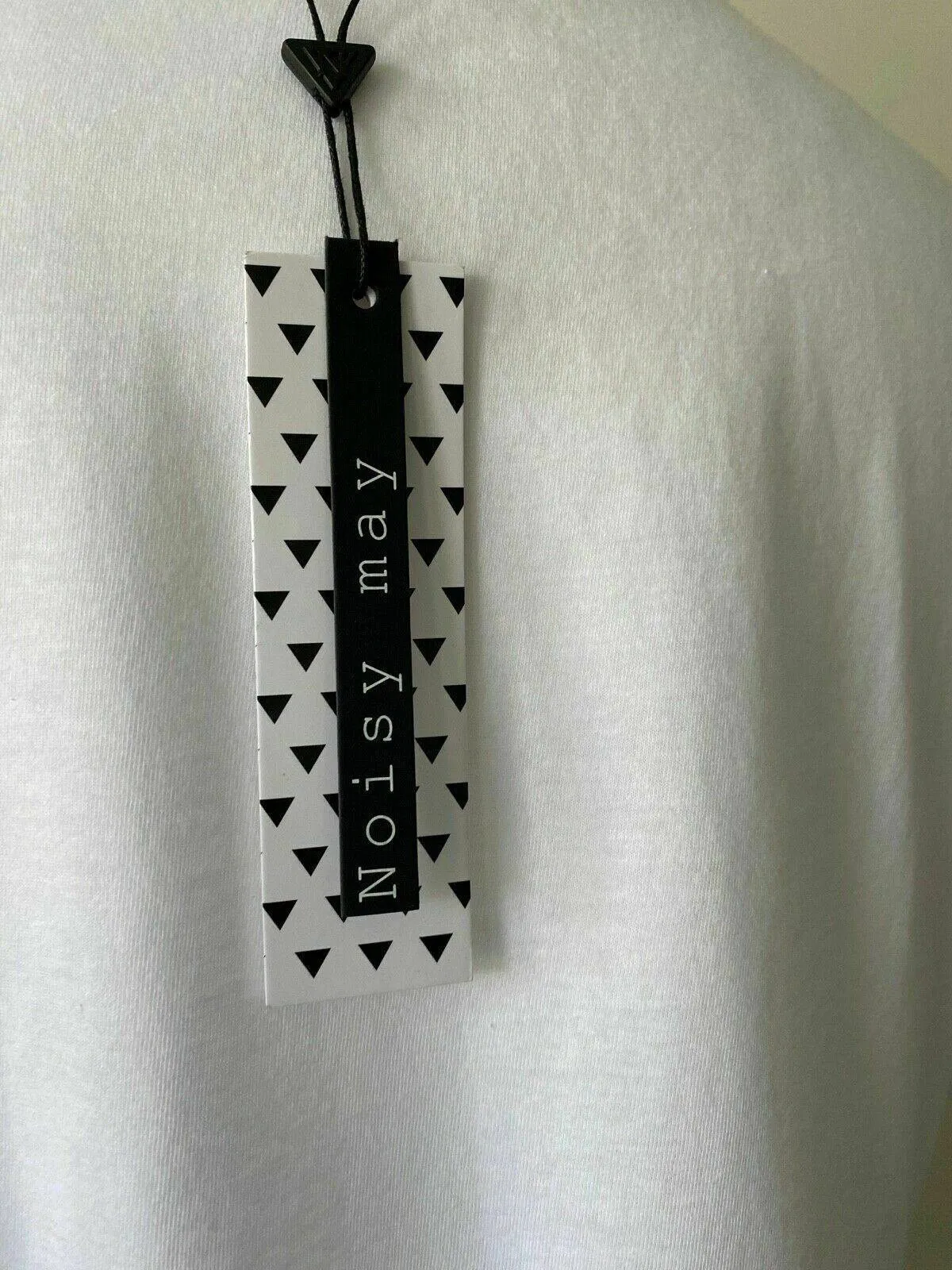Noisy May Command Short Sleeve T-Shirt Size L 12 - 14 Run Boy Run Slogan sold by Beagle Boutique product image thumbnail 4