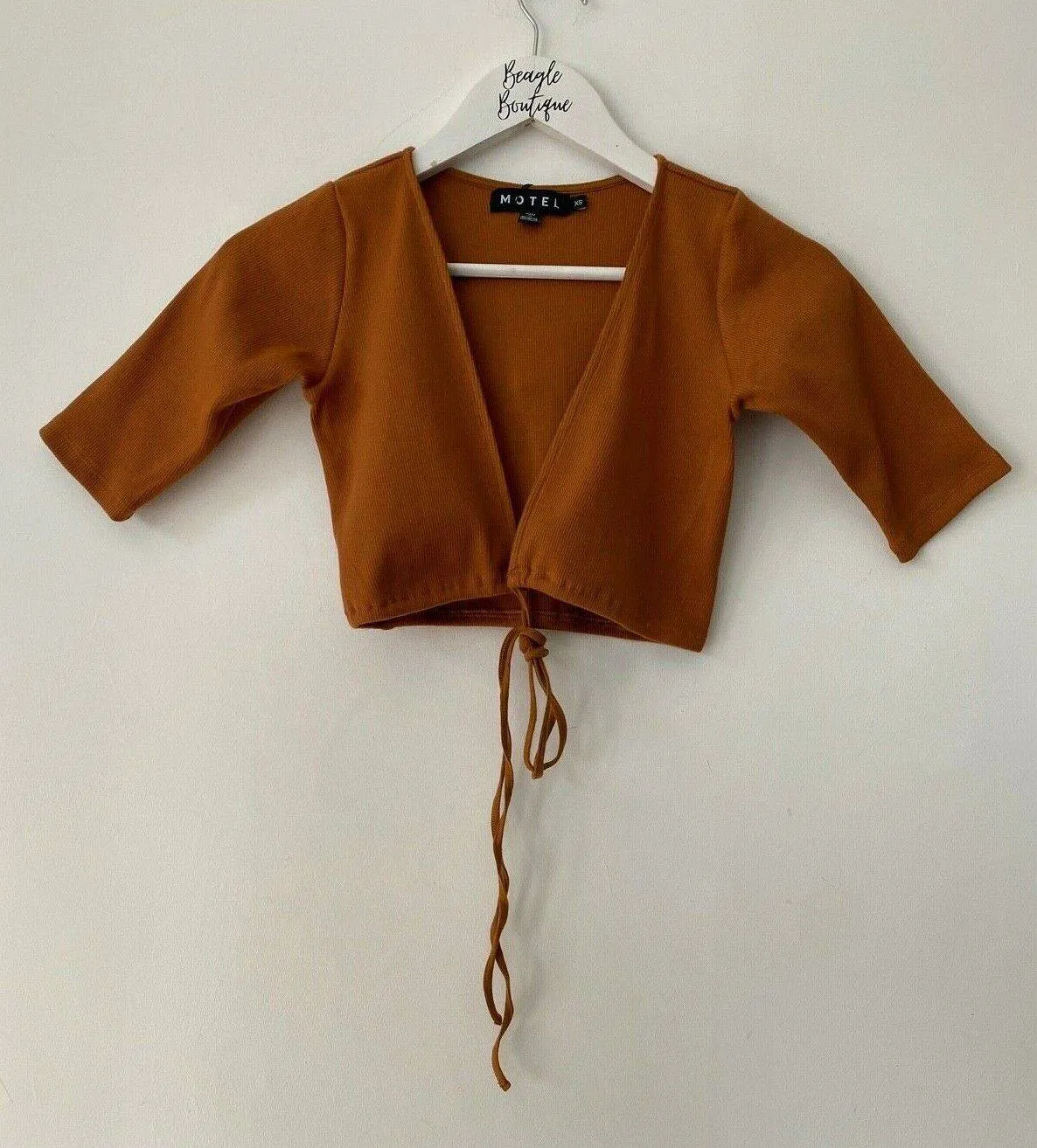 MOTEL Liena Plunge Neckline Crop Top Rib Dark Tan Size XS 8 sold by Beagle Boutique