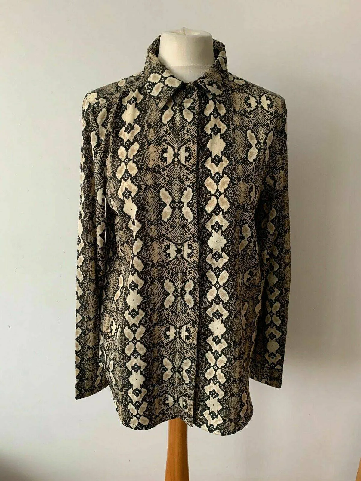 Brave Soul Snake Print Shirt Size S sold by Beagle Boutique product image thumbnail 5