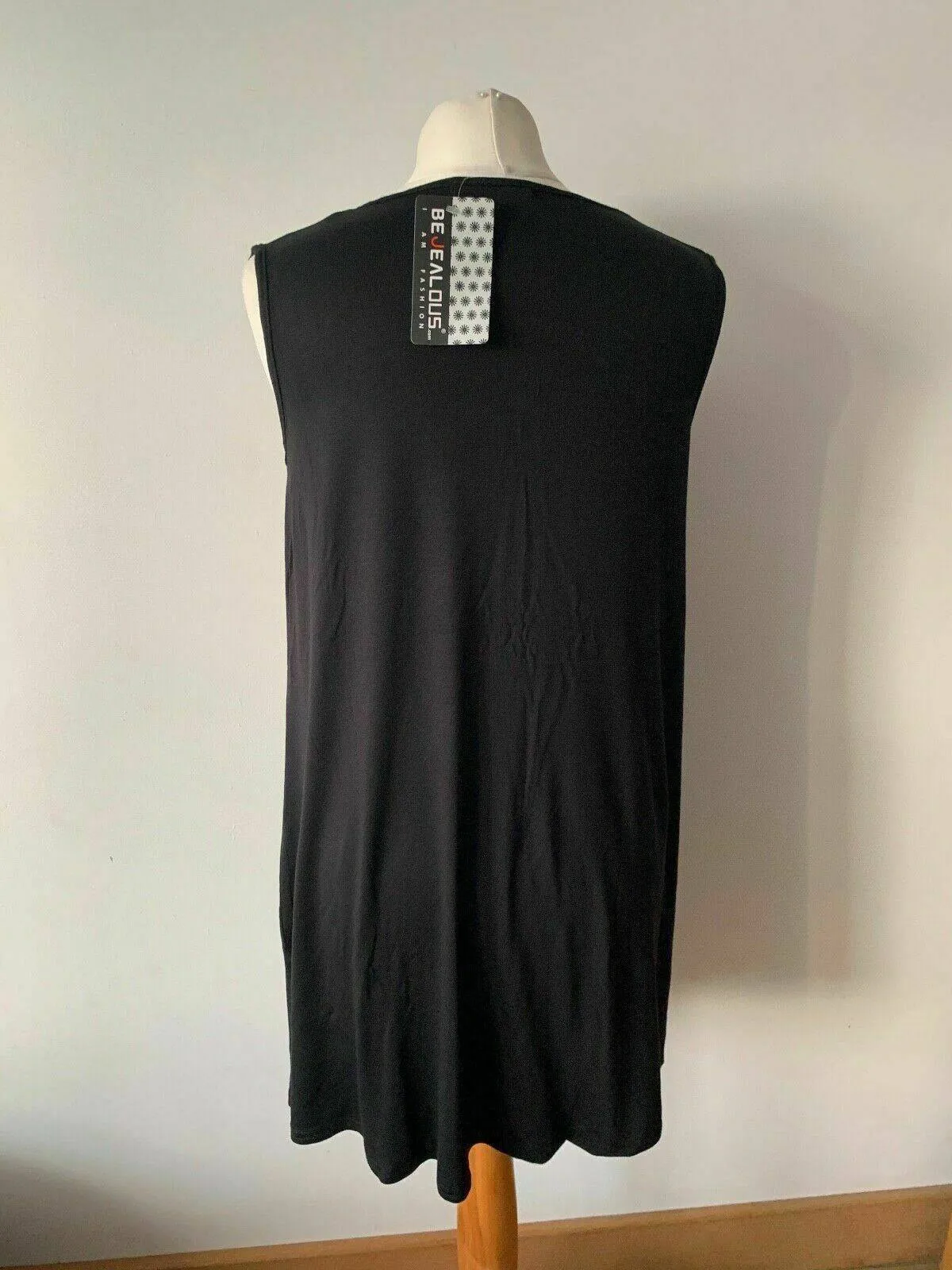 Be Jealous Black Sleeveless Top Front Tie Knot Baggy Shift Size S / M sold by Beagle Boutique product image thumbnail 4