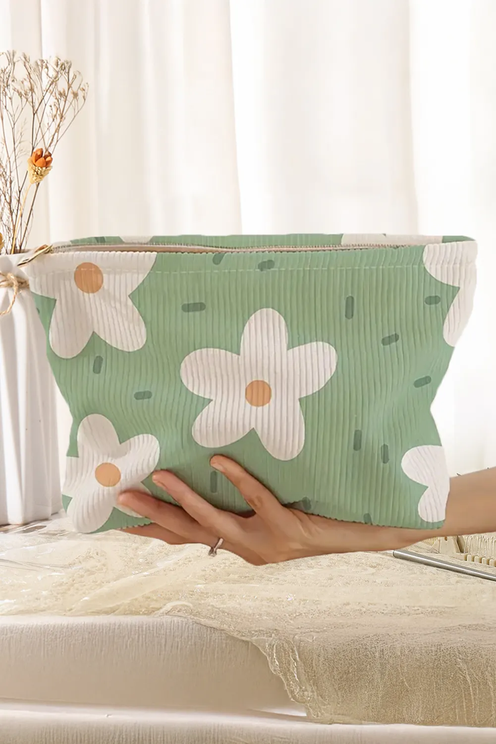 Aruba Blue Floral Zipper Makeup Bag sold by Beagle Boutique product image thumbnail 2