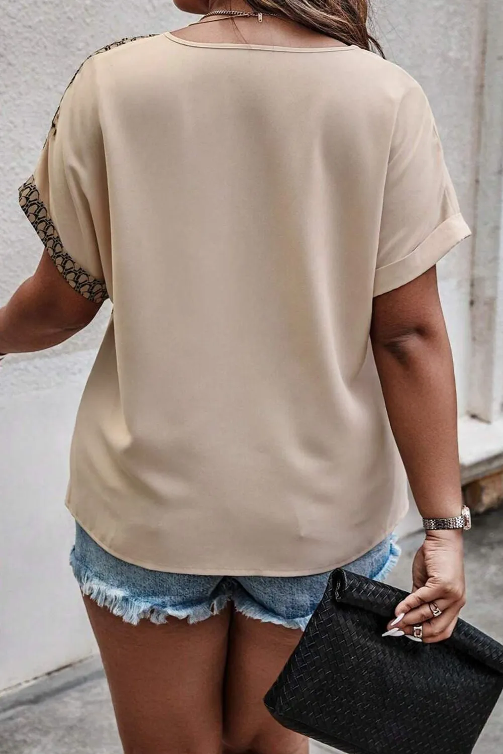 Oatmeal Contrast Geometric Print Patchwork V Neck Short Sleeve Plus Size Top sold by Beagle Boutique product image thumbnail 2