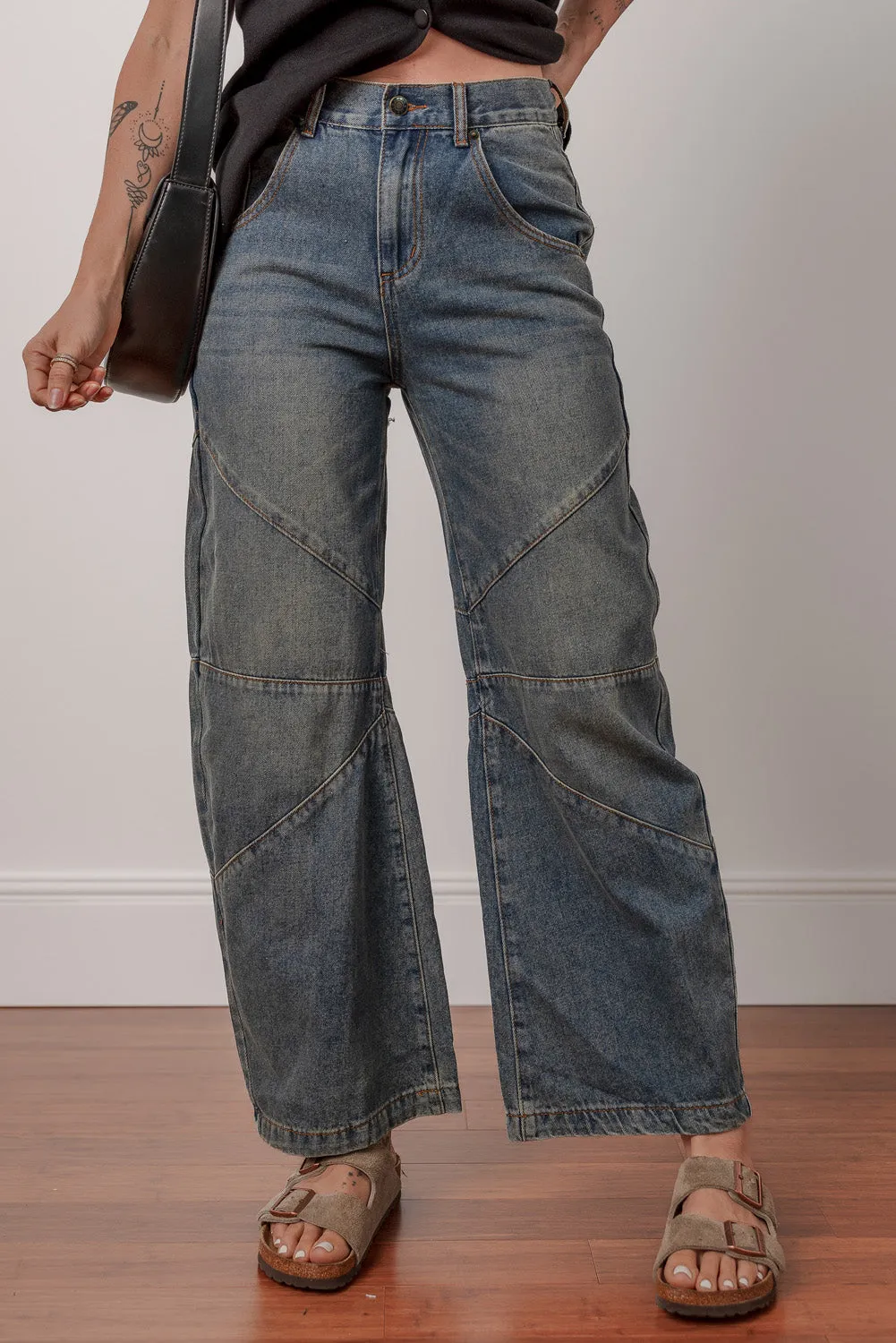 Exposed Stitching Loose Straight High Waist Jeans sold by Beagle Boutique product image thumbnail 5