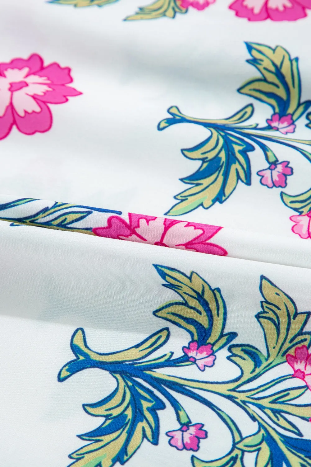 Print Contrast Split Neckline Short Puff Sleeve Curvy Dress sold by Beagle Boutique product image thumbnail 4