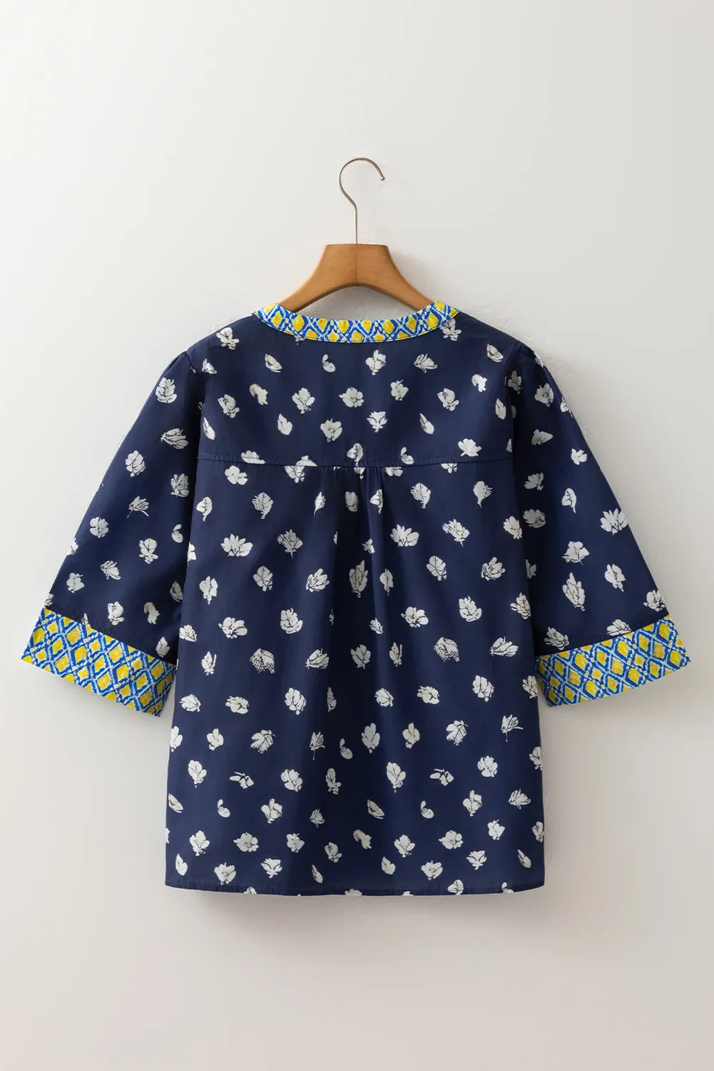 Blue Floral Print Half Sleeve Contrast Trim V Neck Blouse sold by Beagle Boutique product image thumbnail 4