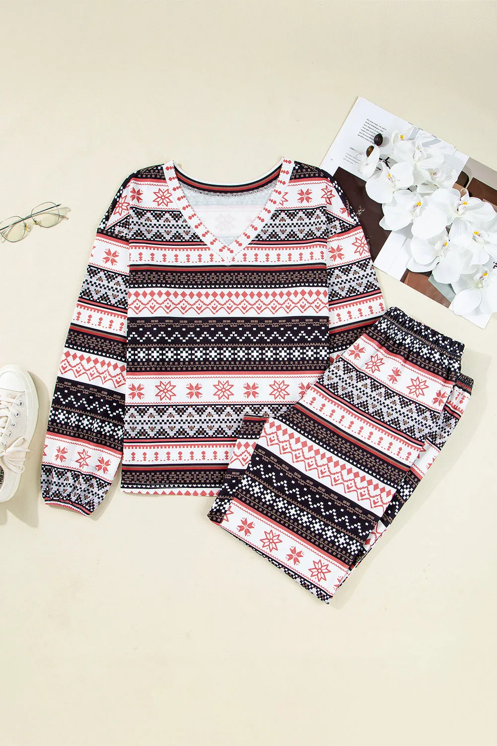 Retro Christmas Pattern Loose Pullover Pyjama Set sold by Beagle Boutique product image thumbnail 4