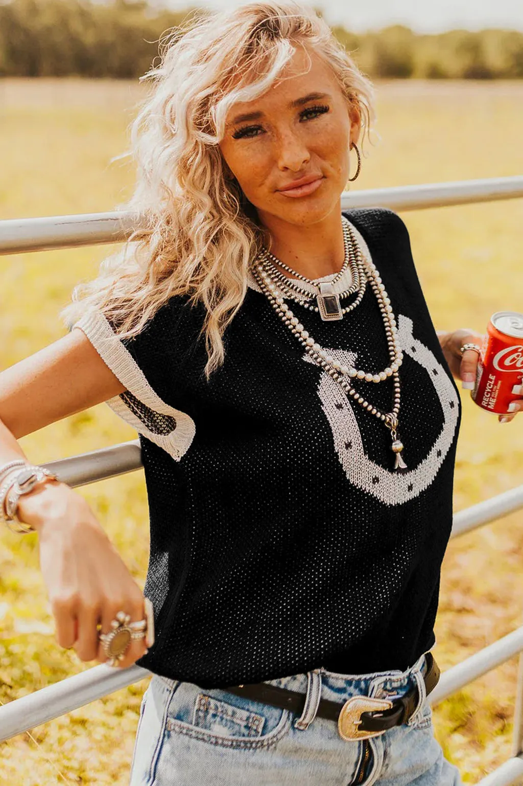 Horse Shoe Pattern Contrast Trim Short Sleeve Sweater sold by Beagle Boutique product image thumbnail 2