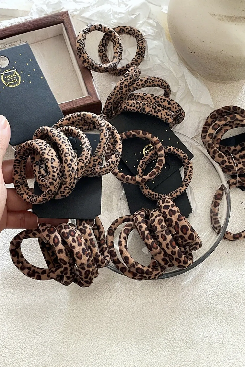 Brown 5 pieces Leopard Elastic Hair Tie Set sold by Beagle Boutique product image thumbnail 4