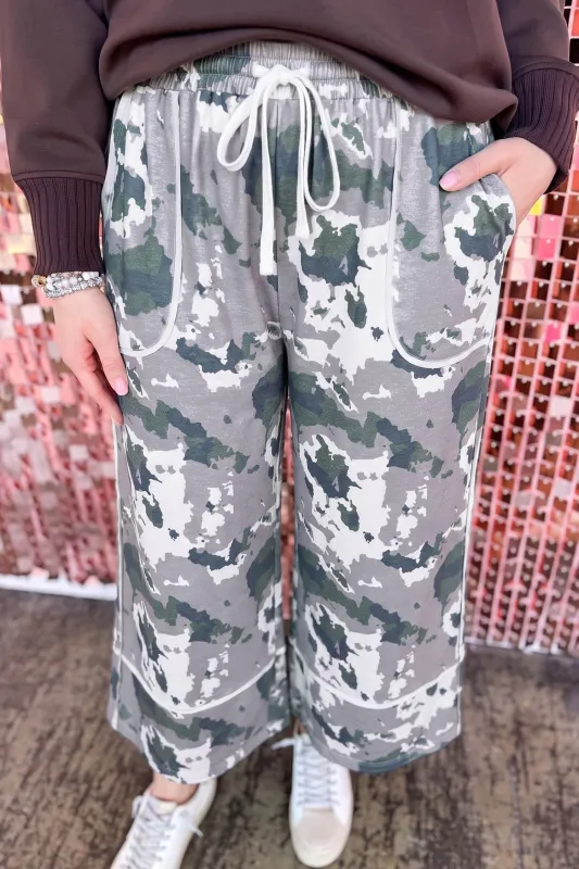 Camo Drawstring Waist Patch Pocket Plus Size Pants – Brown made by Beagle Boutique