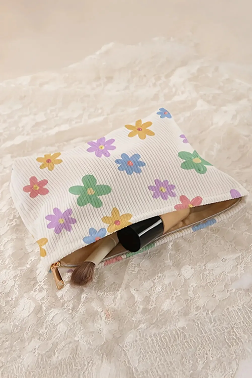Flower Print Rib Textured Large Cosmetic Bag – White sold by Beagle Boutique product image thumbnail 4