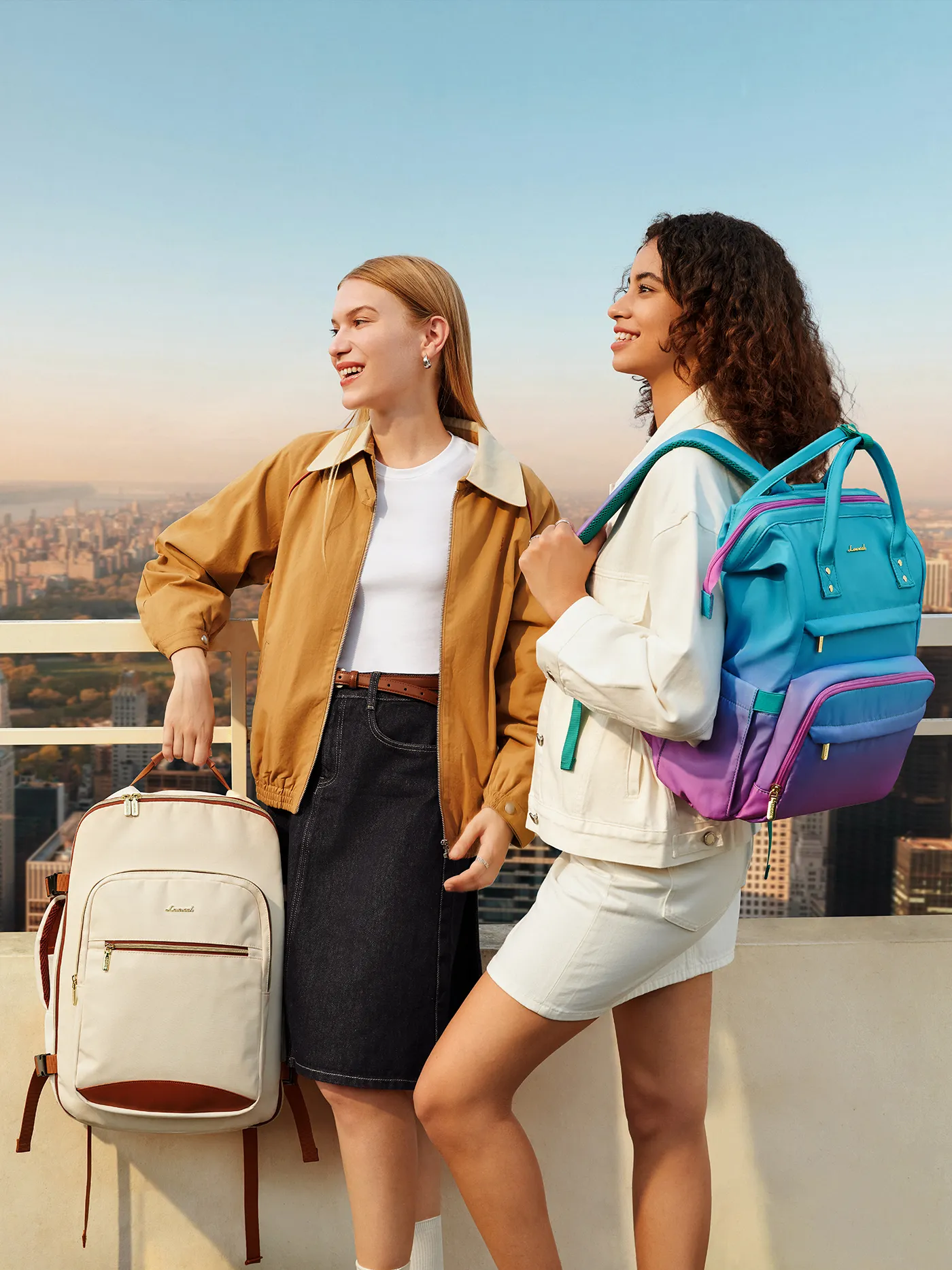 4Pcs, 40/50L Freyja Laptop Travel Backpack, 17" 18" sold by LOVEVOOK product image thumbnail 2